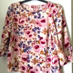 LC Lauren Conrad floral top blouse